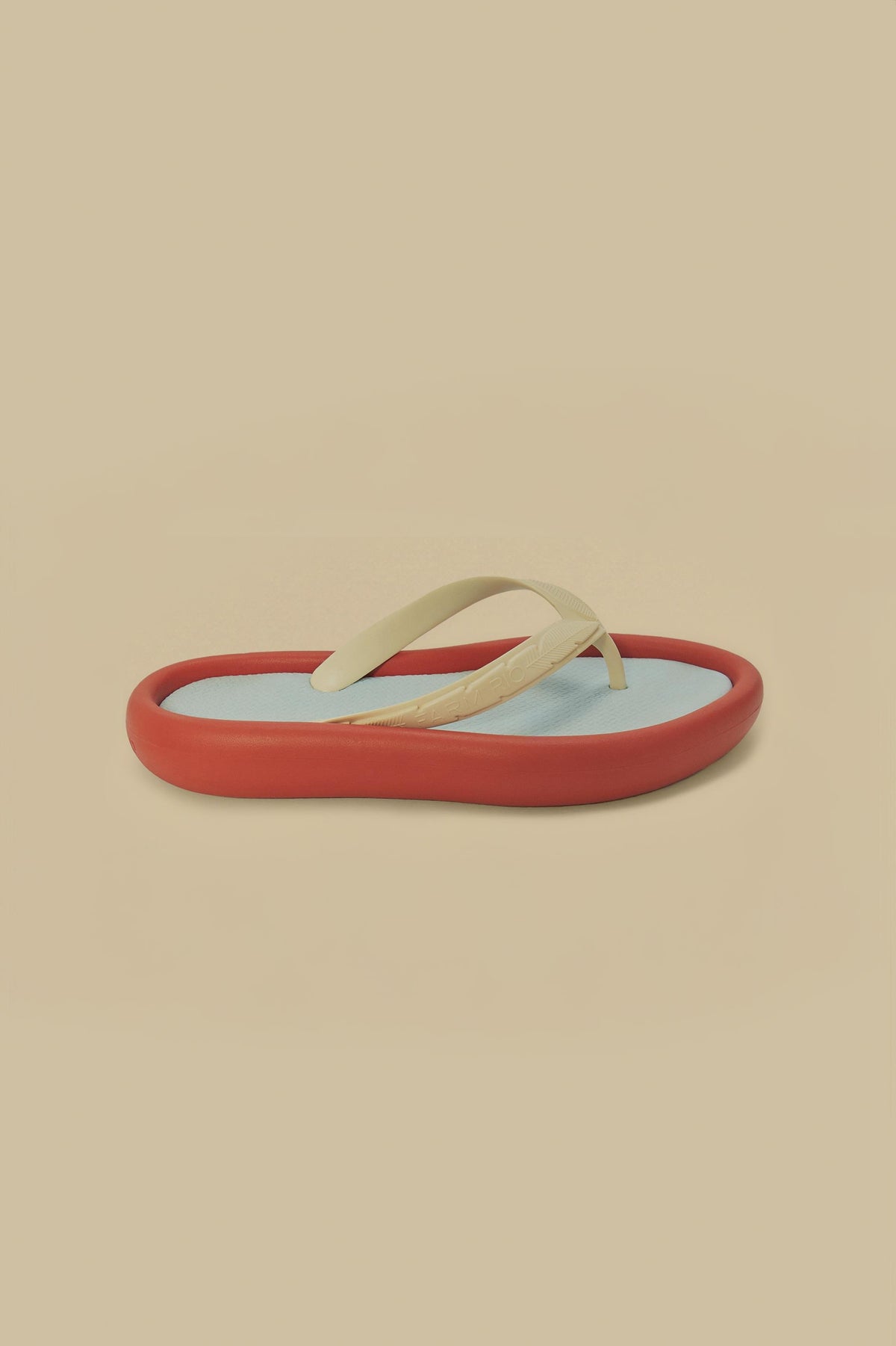 9404 | Chinelo